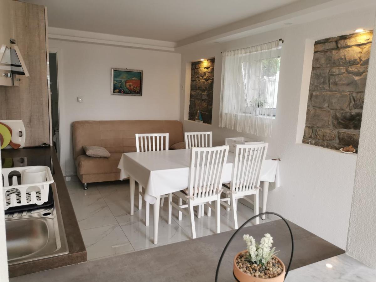 Apartma Kantina Ankaran Luaran gambar